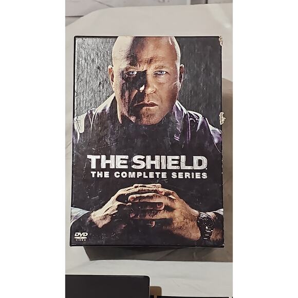 The Shield Complete Series DVDs - Picture 1 of 6